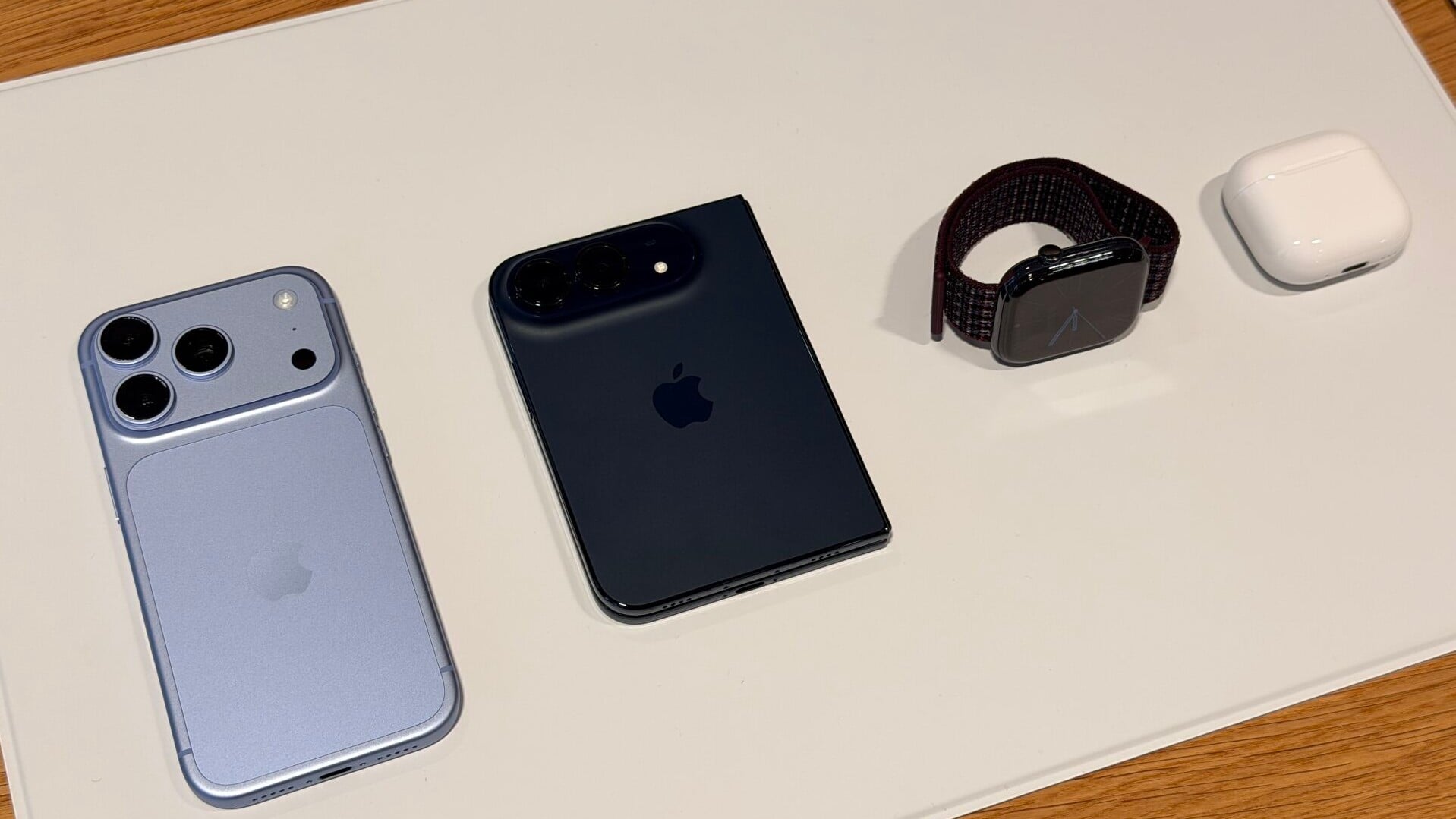 Apple即將推出iPhone 18 Pro、iPhone Duo（10月上市）、Apple Watch Series 12及AirPods 5。