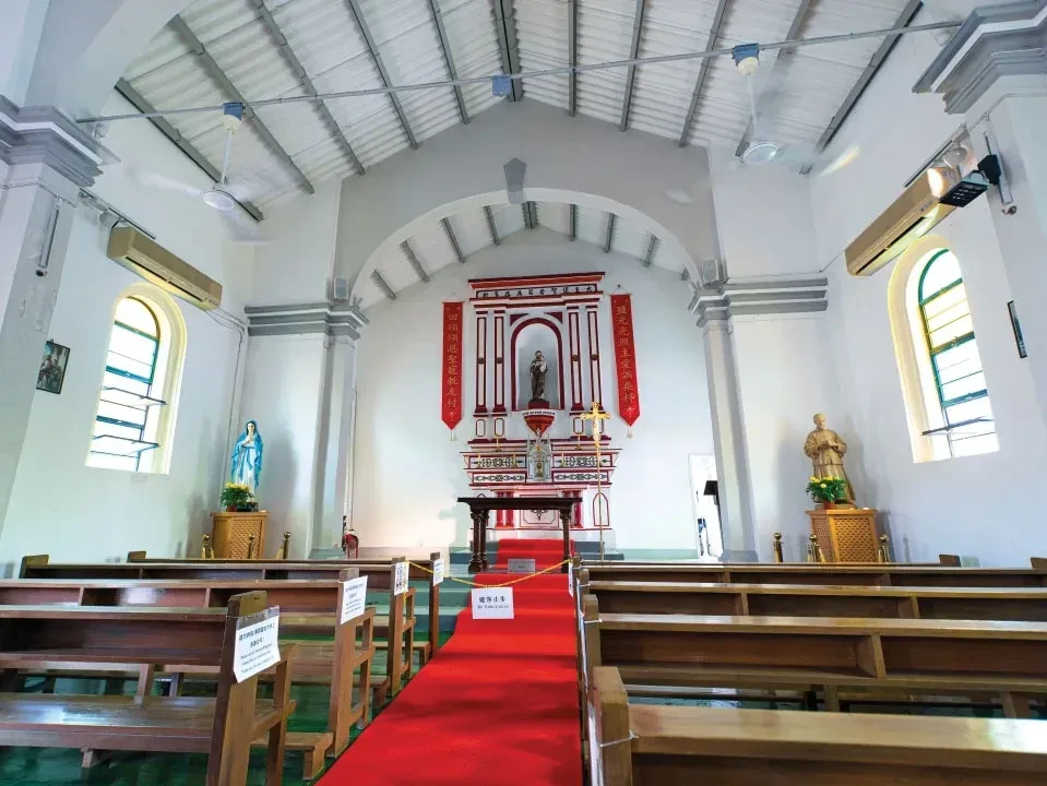 西貢鹽田梓羅馬式聖約瑟小堂(旅發局)