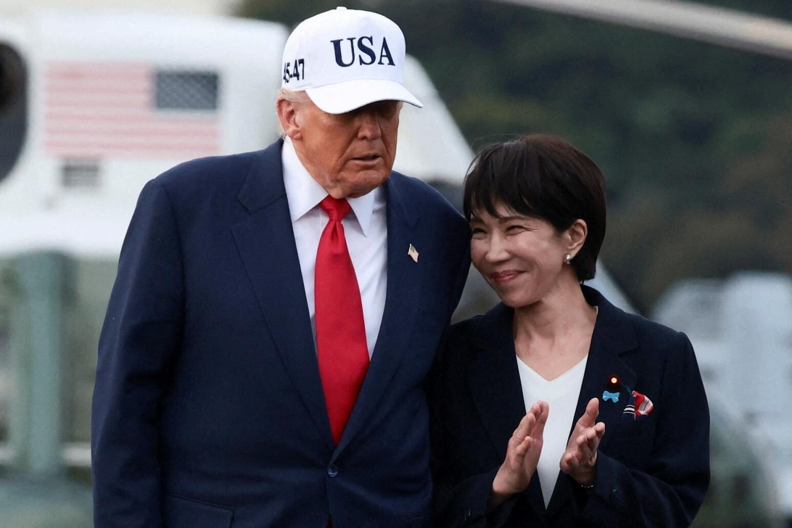 伊朗局勢及安全保障 其中,伊朗局勢及安全保障預料將是會談焦點之一。面對中東情勢持續受到關注,日本與美國如何強化雙邊合作,也可能成為兩國領袖交換意見的議題。 此外,由於美中領袖會談「習特會」預計24日登場,中日關係也可能成為高市與特朗普討論的重要內容。日方預料將再次向美方傳達,日本對當前中日關係的立場,並就區域安全情勢交換意見。 文章授權轉載自《中天新聞網》,按此查看原始文章