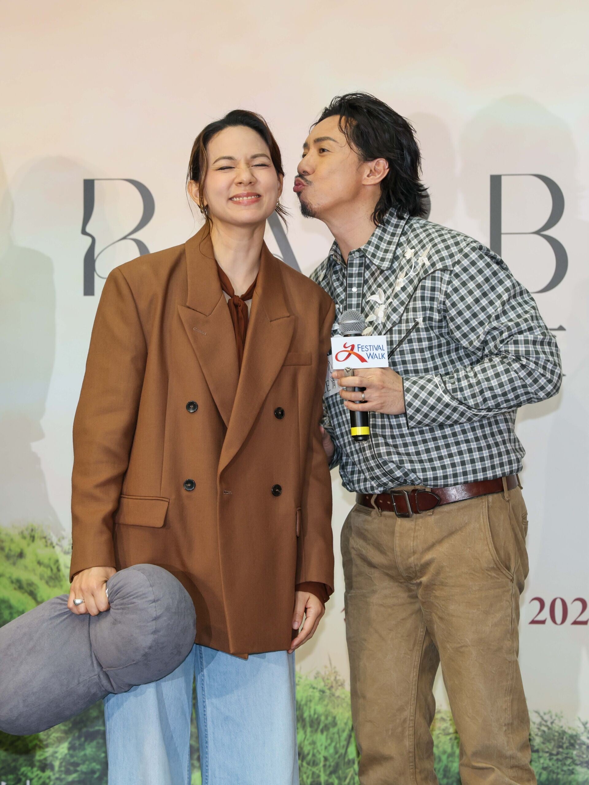 260919 Rabbit Hole press conference 4063