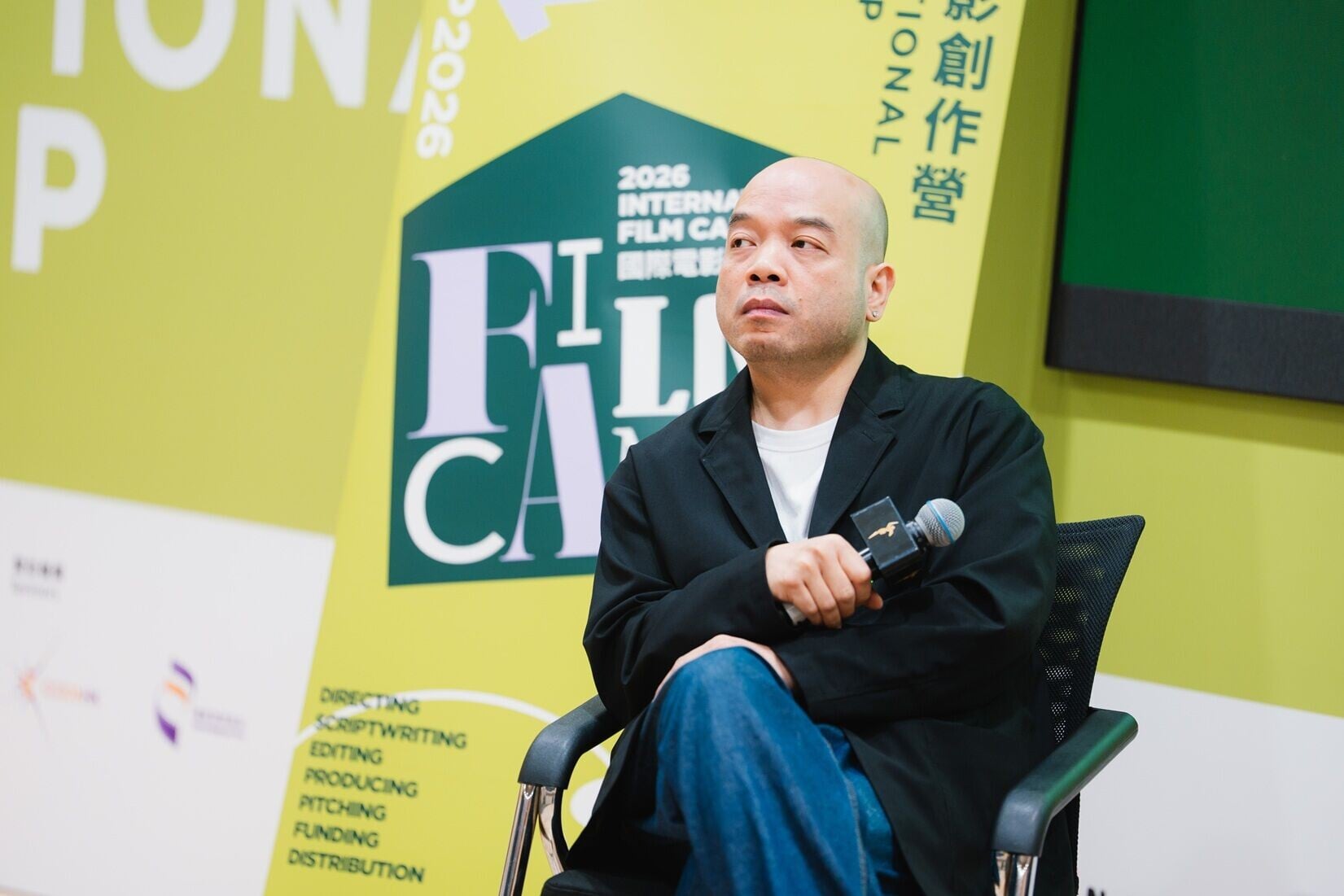 吳煒倫則鼓勵學員思考個人創作意圖與時代脈絡的結合