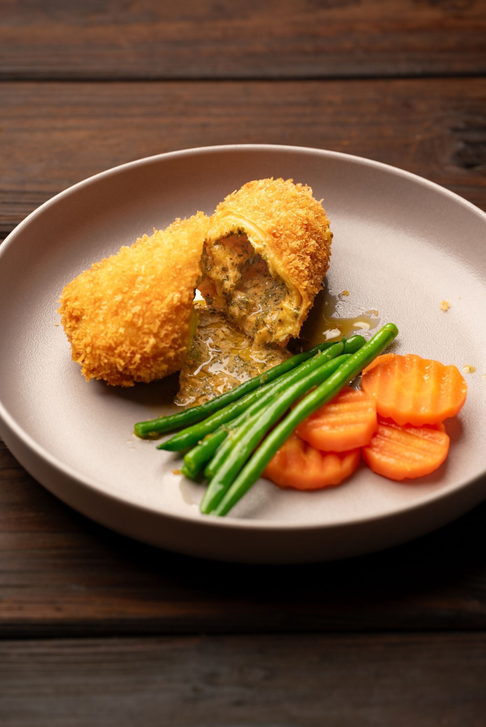可供追加的entrée菜式 傳統炸牛油雞 Chicken a la Kiev 6