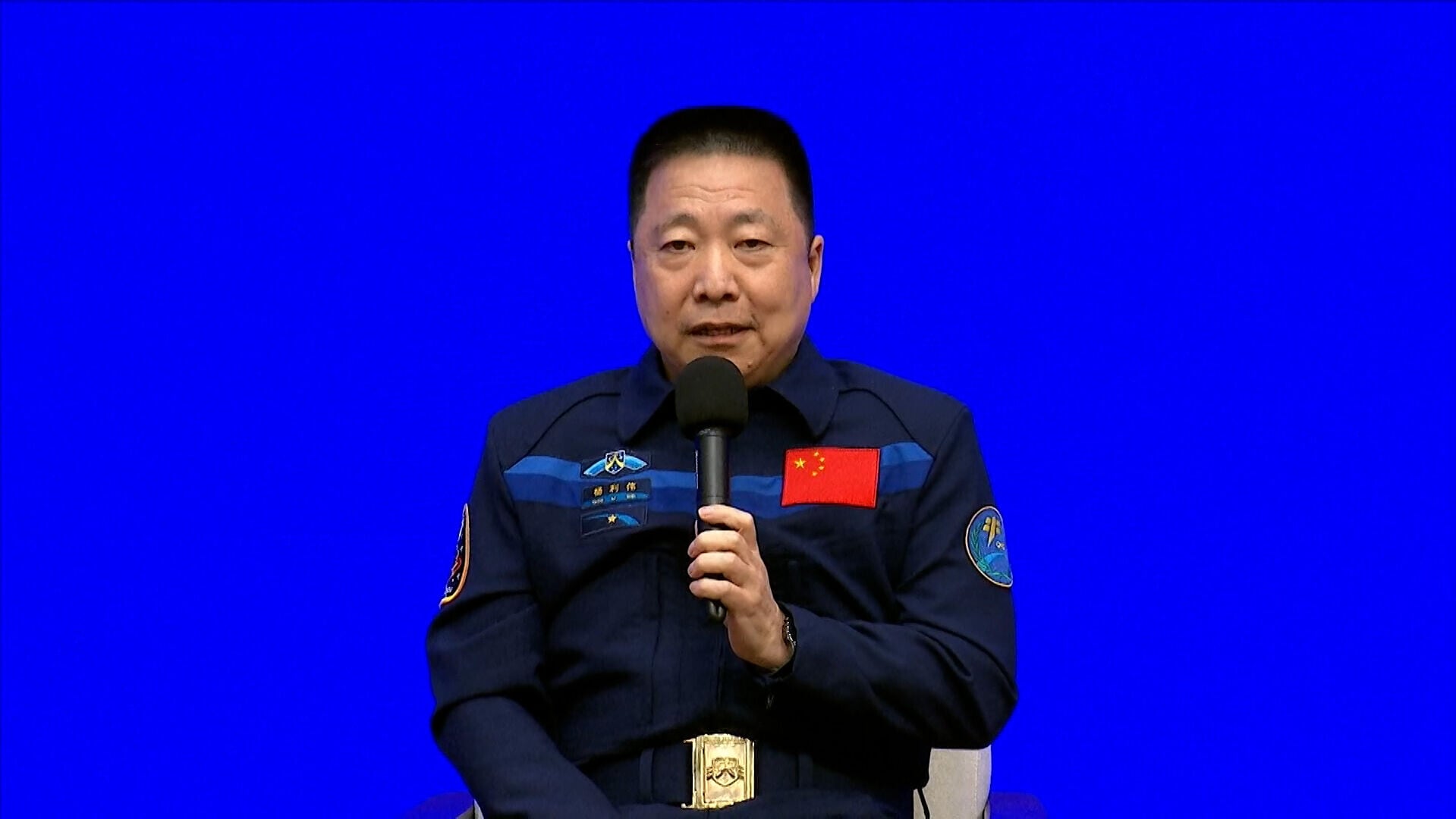 楊利偉稱讚黎家盈在太空表現得非常優秀。