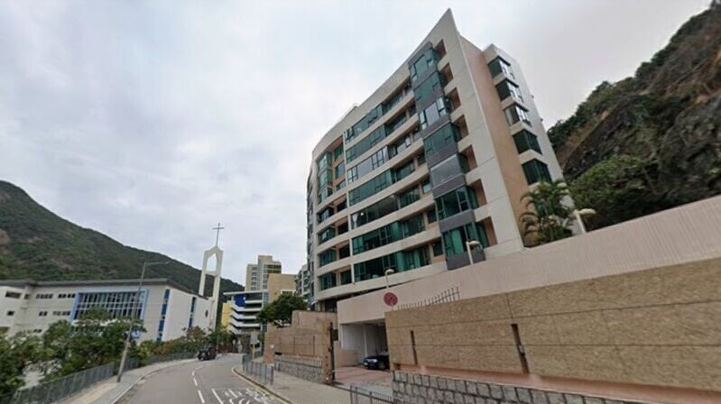 淺水灣單位遭撬窗爆竊，女住戶失逾60萬元珠寶現金。(Google Map)