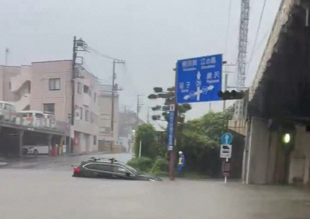 颱風杜鵑|襲日本關東降暴雨4死6失蹤 旅遊勝地鐮倉及千葉縣遭水淹(多圖有片)