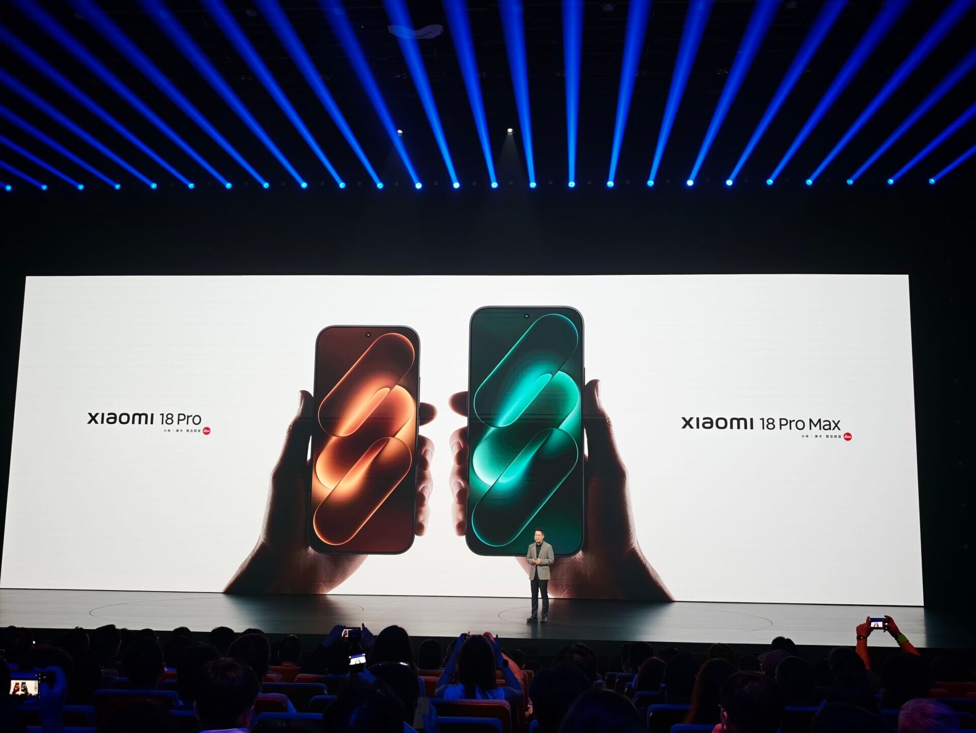 小米Xiaomi 18 Pro系列正式發布。