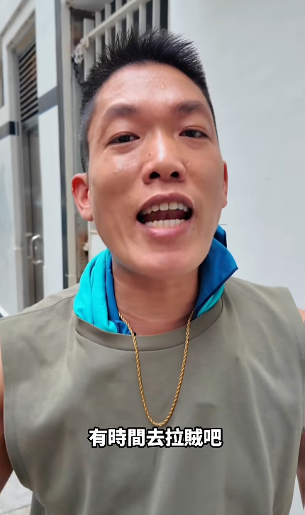 香港警方推出首部自家製作的處境劇《署警劇》,以短劇故事形式及輕鬆、貼近日常的表達手法呈現前線警務人員的真實工作點滴與當中的樂與怒。(影片截圖)
