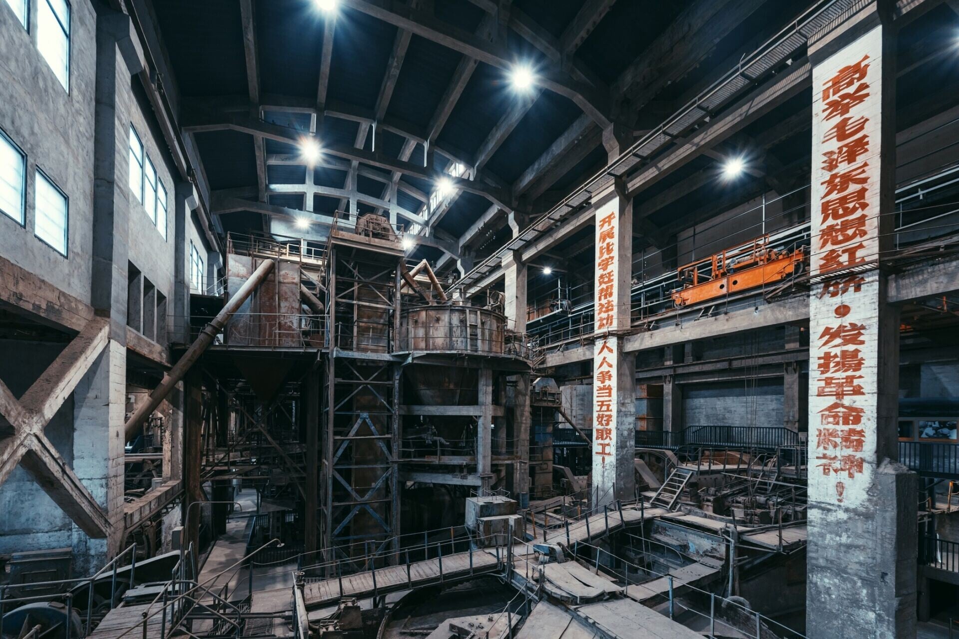 黃石華新1907文化公園的細磨車間,廢棄的鋼結構樑柱盡顯水泥廠的獨突肌理。(圖片來源:湖北省文化和旅遊廳)