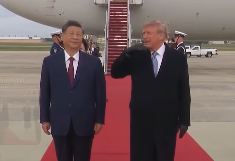 習特會|轟炸機低飛爆巨響特朗普嚇倒齜牙咧嘴 習近平一臉淡定(有片)