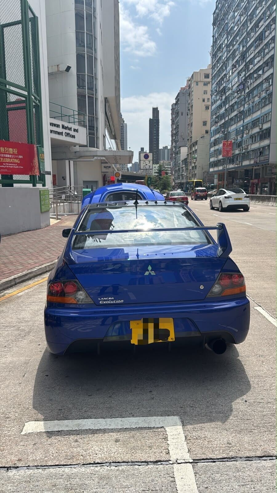 警公眾假期前打擊交通違例,隱形戰車巡邏扣16車涉非法改裝等。(警方圖片)