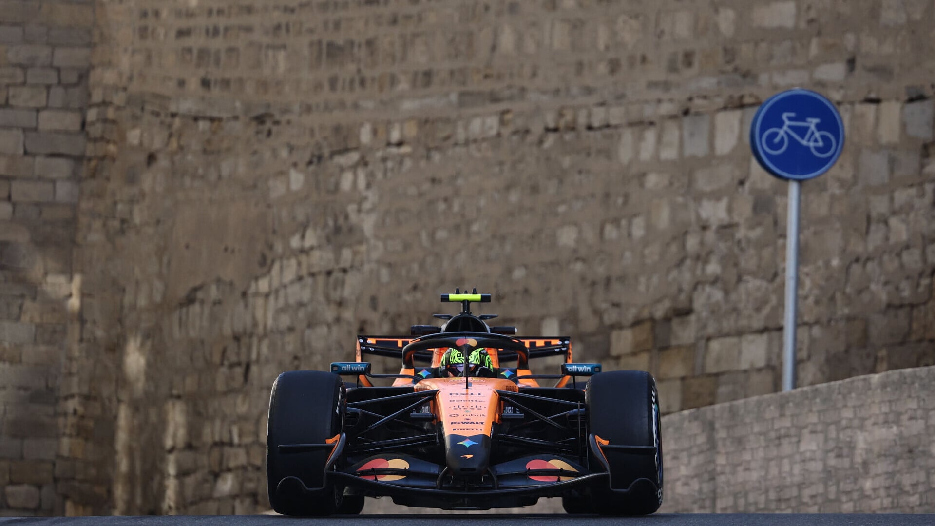 2026 09 24T122605Z 2057902754 UP1EM9O0YJFJJ RTRMADP 3 MOTOR F1 AZERBAIJAN