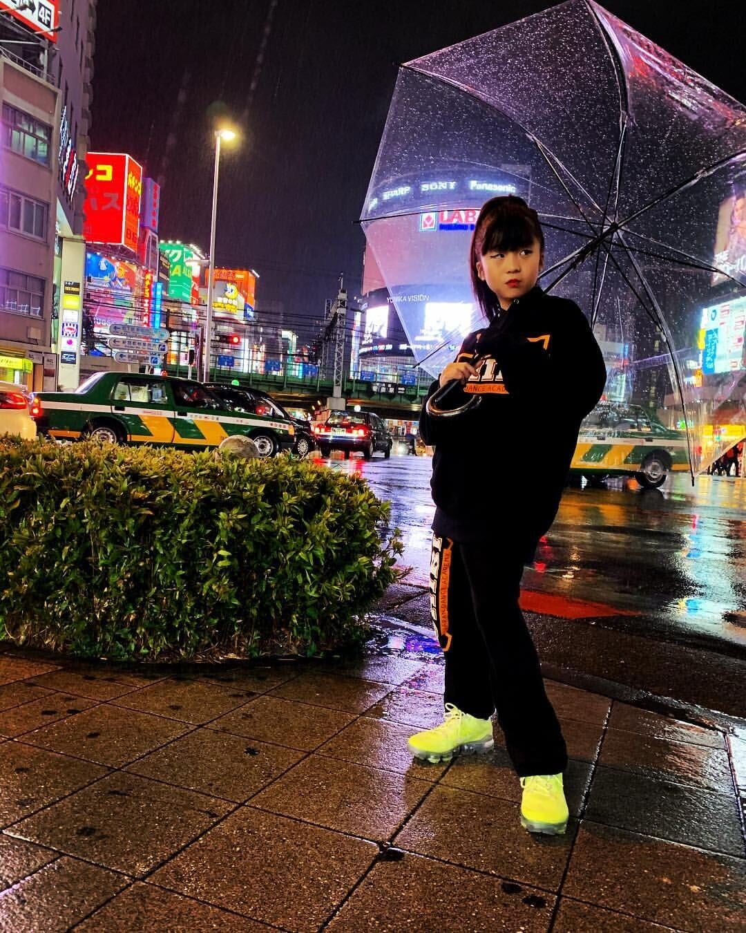 曾在南韓選秀節目《街頭少女戰士2》奪冠的日本舞蹈員Yamada Ria