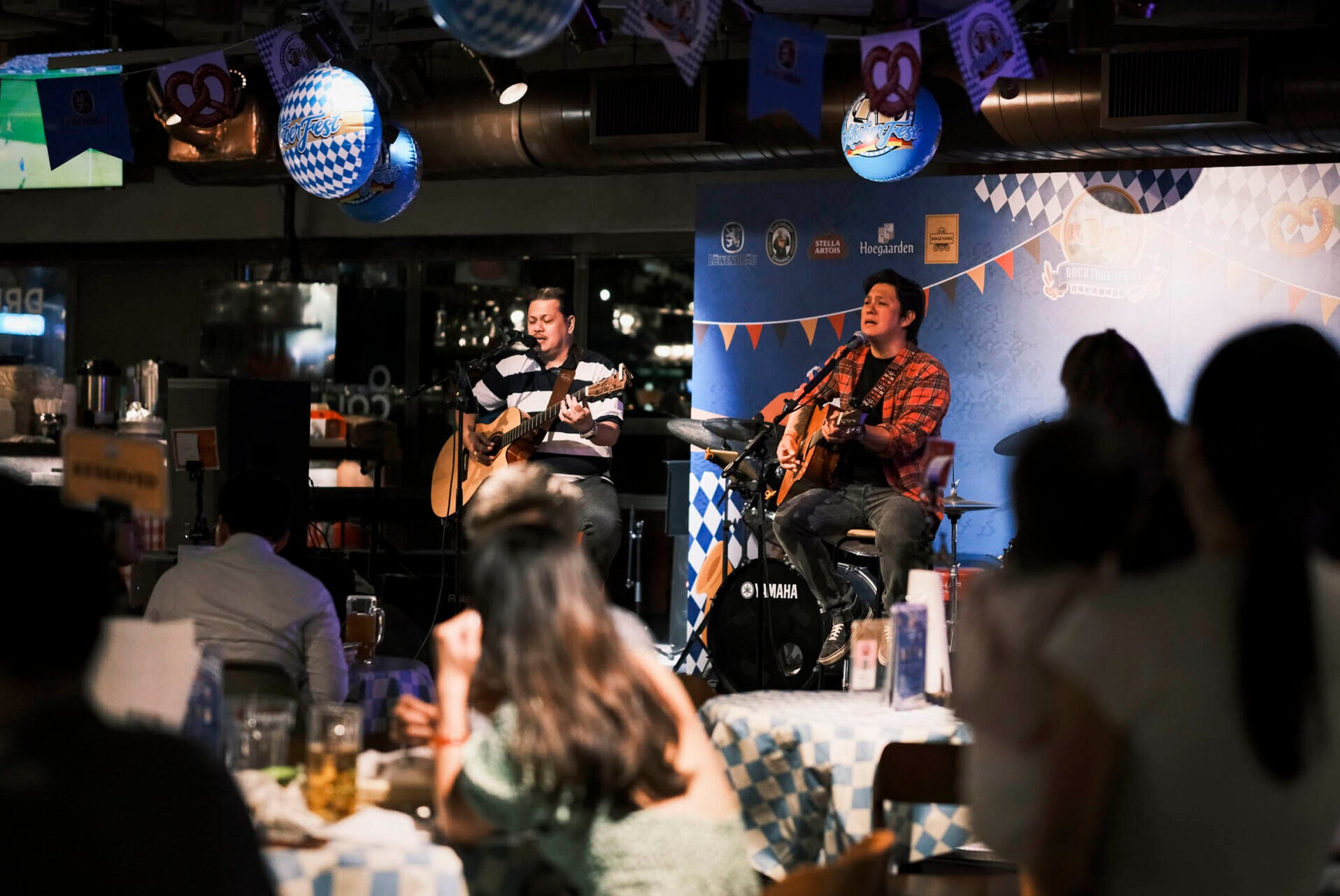 現場樂隊表演 Live Band Performance 1