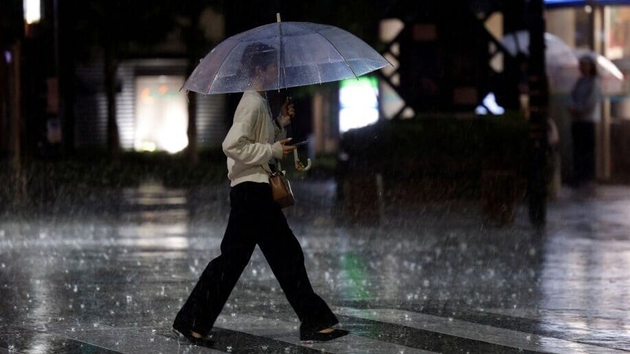 日本東京降雨