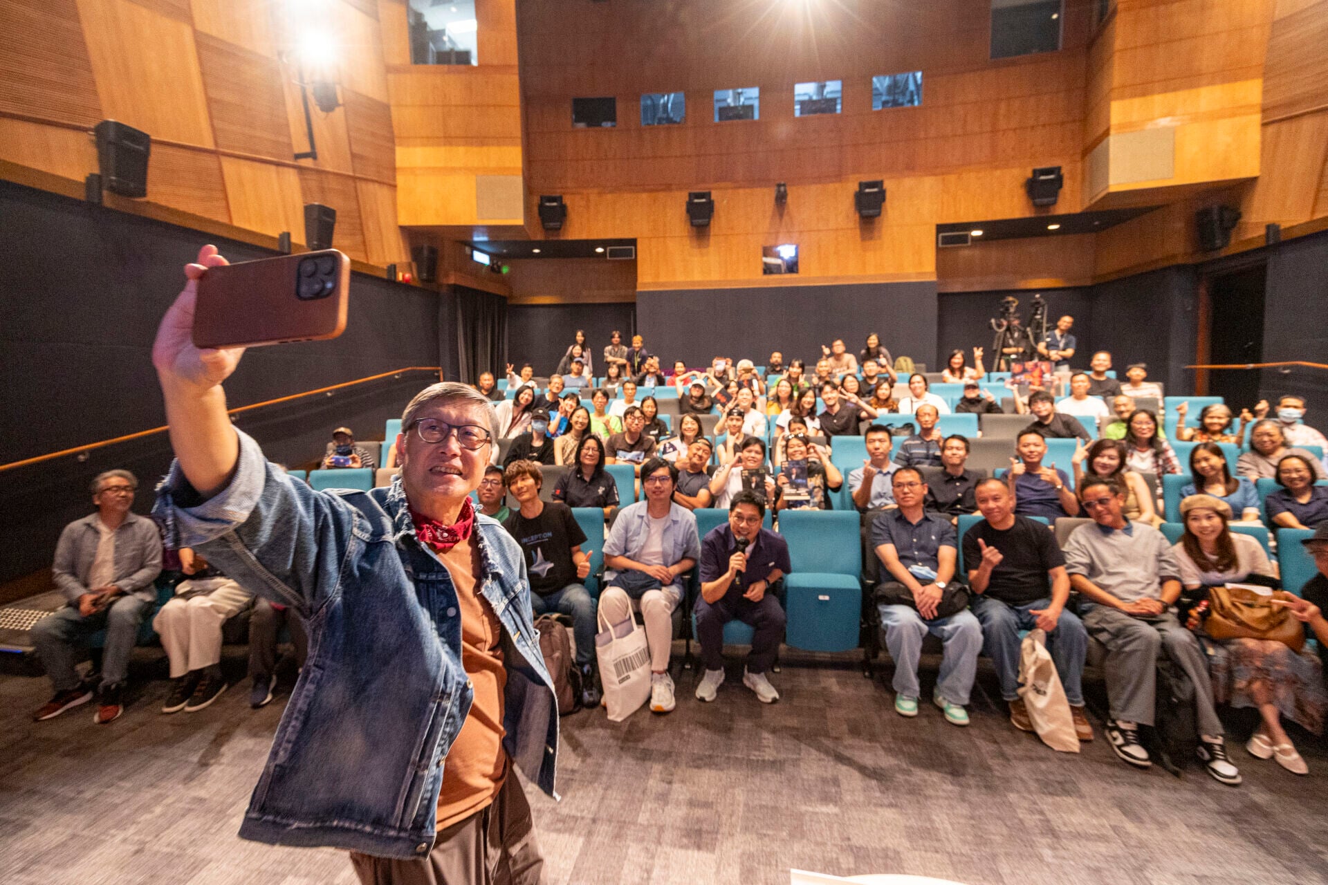 劉偉強導演親臨「星級影談」每場放映,與觀眾一同回顧及分享他傳奇的電影生涯 1
