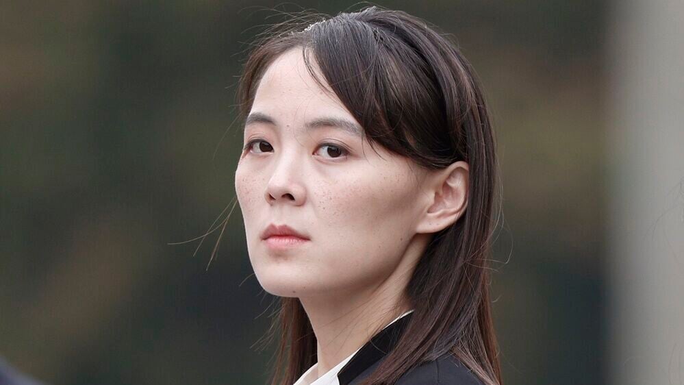 朝鮮半島，金與正斥南韓自導自演地雷爆炸事件，警告開槍必報復。(X)