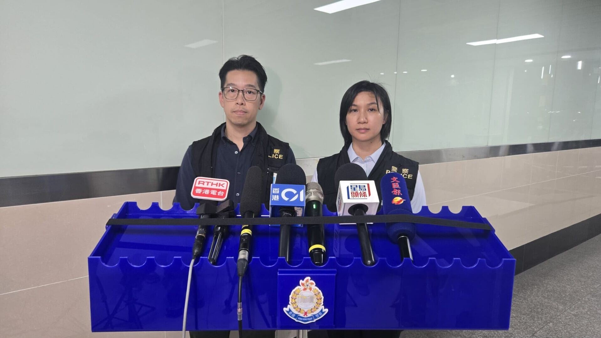 東九龍總區科技及財富罪案組總督察陶勁笙及督察盧嘉琳