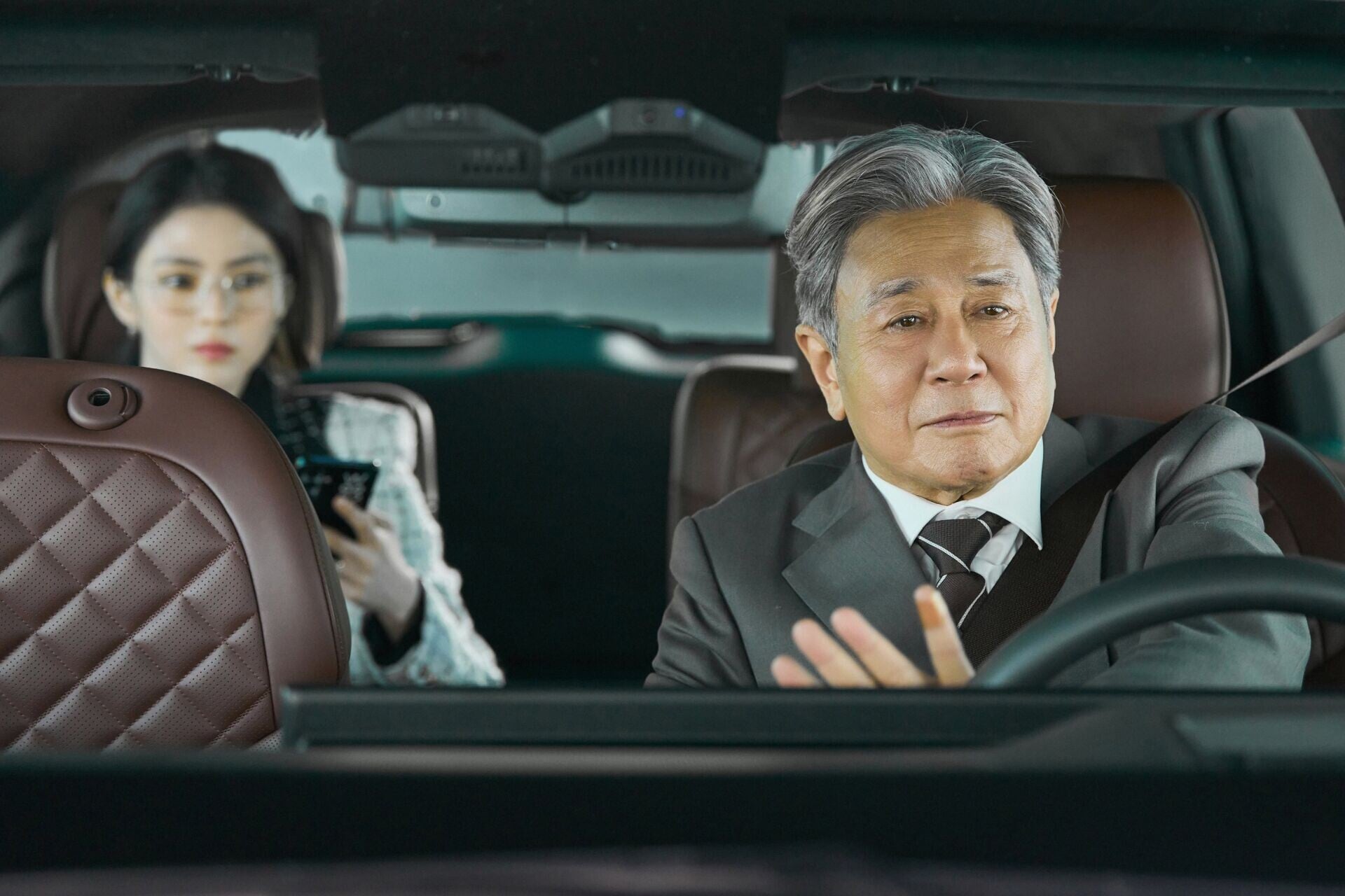 인턴 보도스틸 05