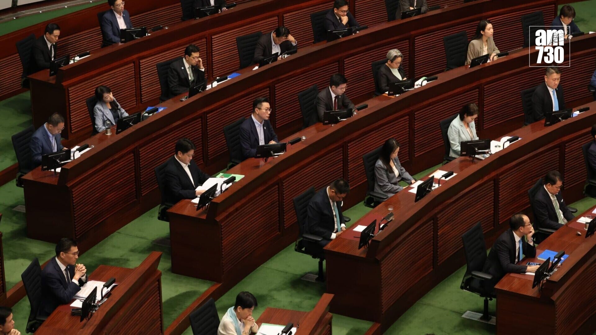 立法會日前一連三天就本港首個五年規劃及本年度施政報告的議案進行合併辯論。（周令知攝/資料圖片）