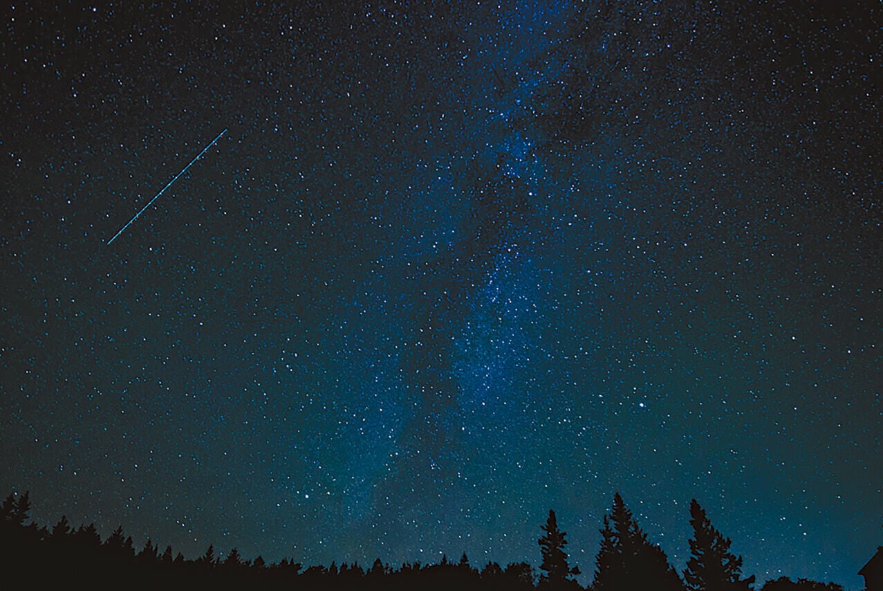 天上多了一顆星