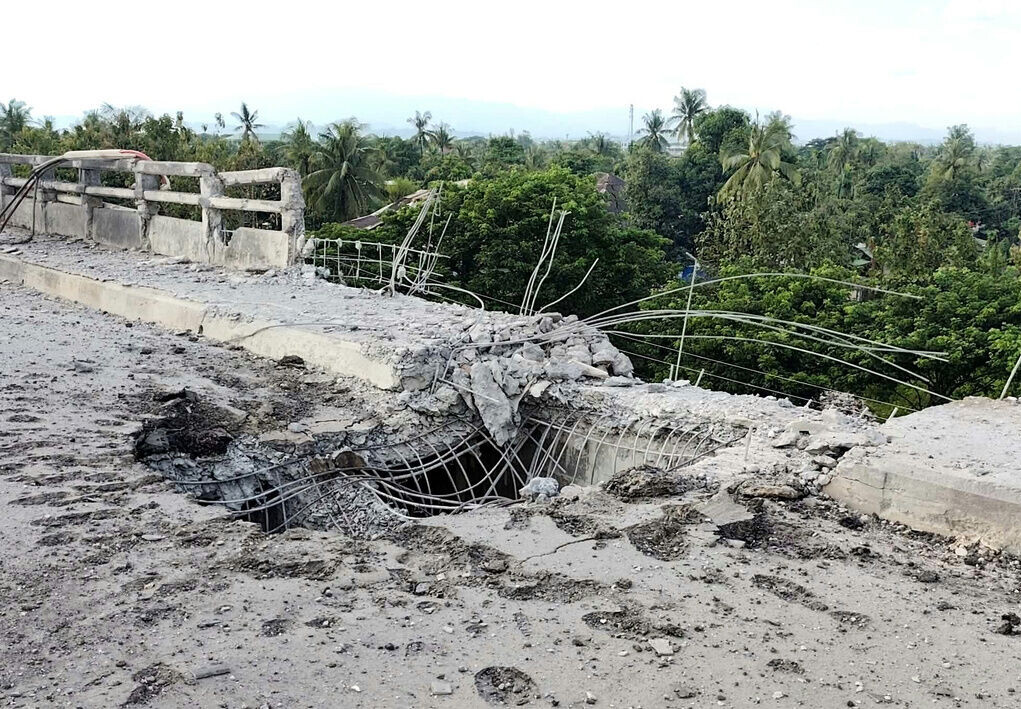 緬甸軍方日前在西部若開邦皎道鎮附近發動空襲(AP)