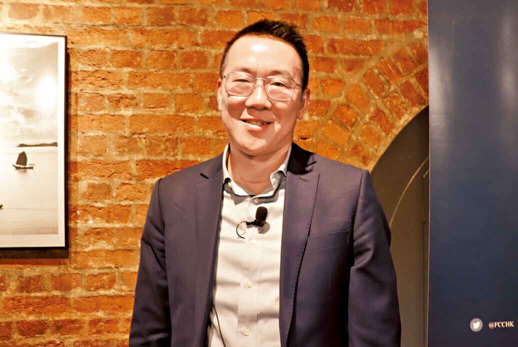鄭子揚表示,北韓長年以神格化的「白頭山血統」確立金氏世襲的合法性。