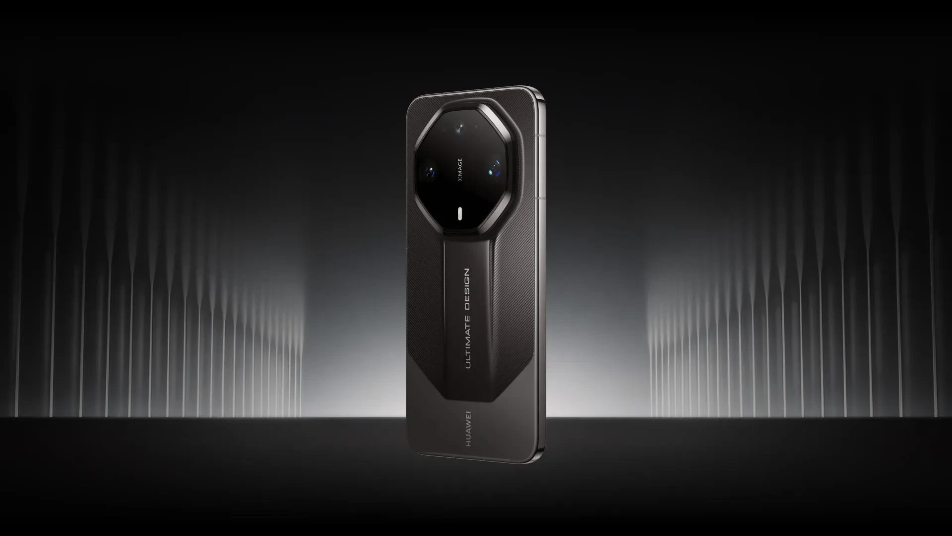HUAWEI Mate 90 RS Ultimate Design配有 2 億像素潛望長焦鏡頭及第三代多光譜感測器