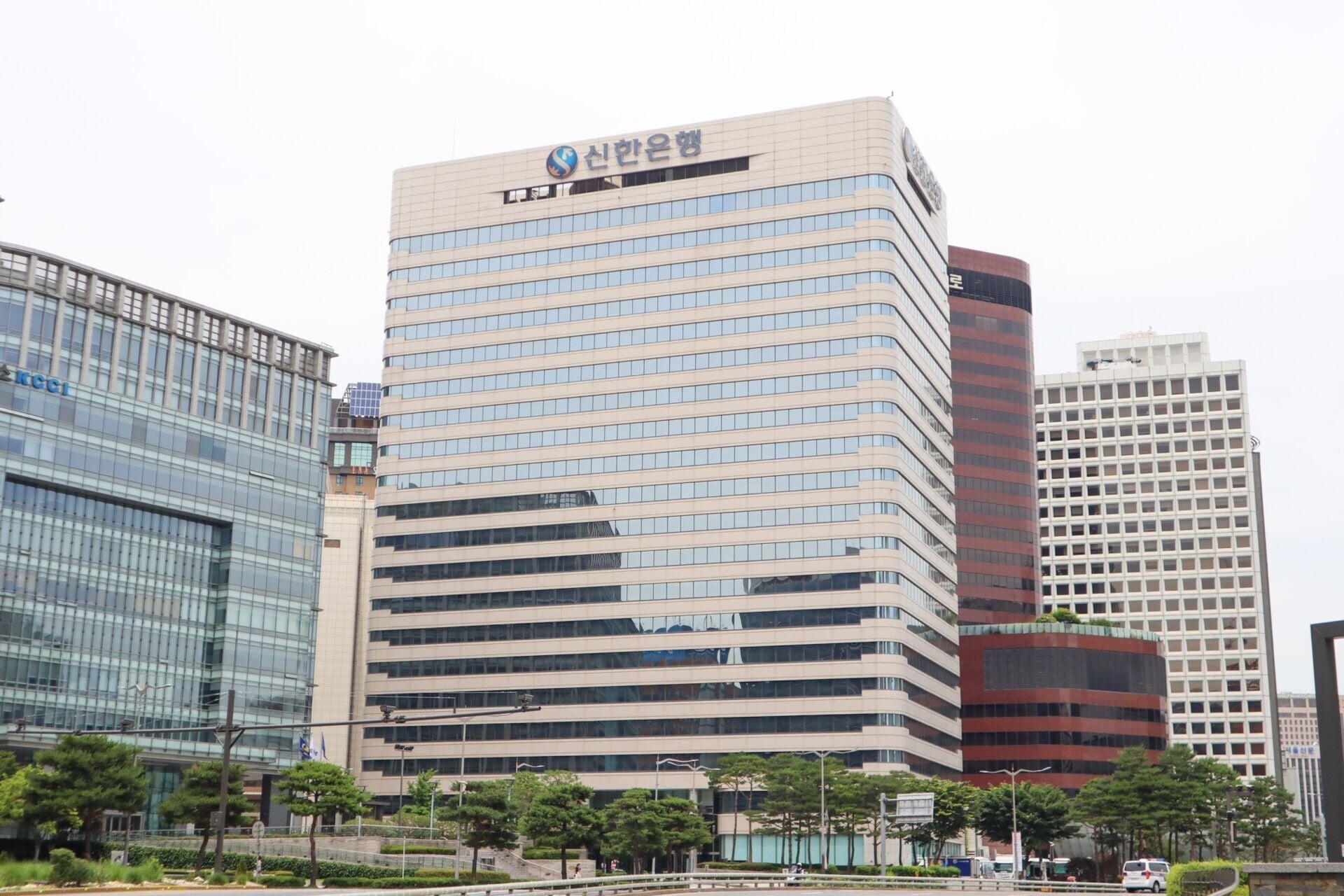 南韓新韓銀行