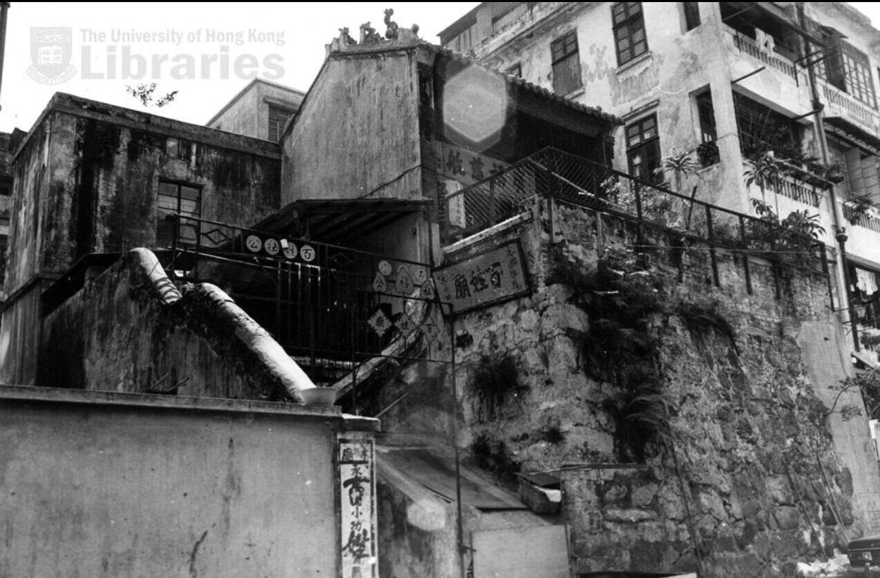 圖為1970年代的廣福祠。(圖片來源:香港大學圖書館)