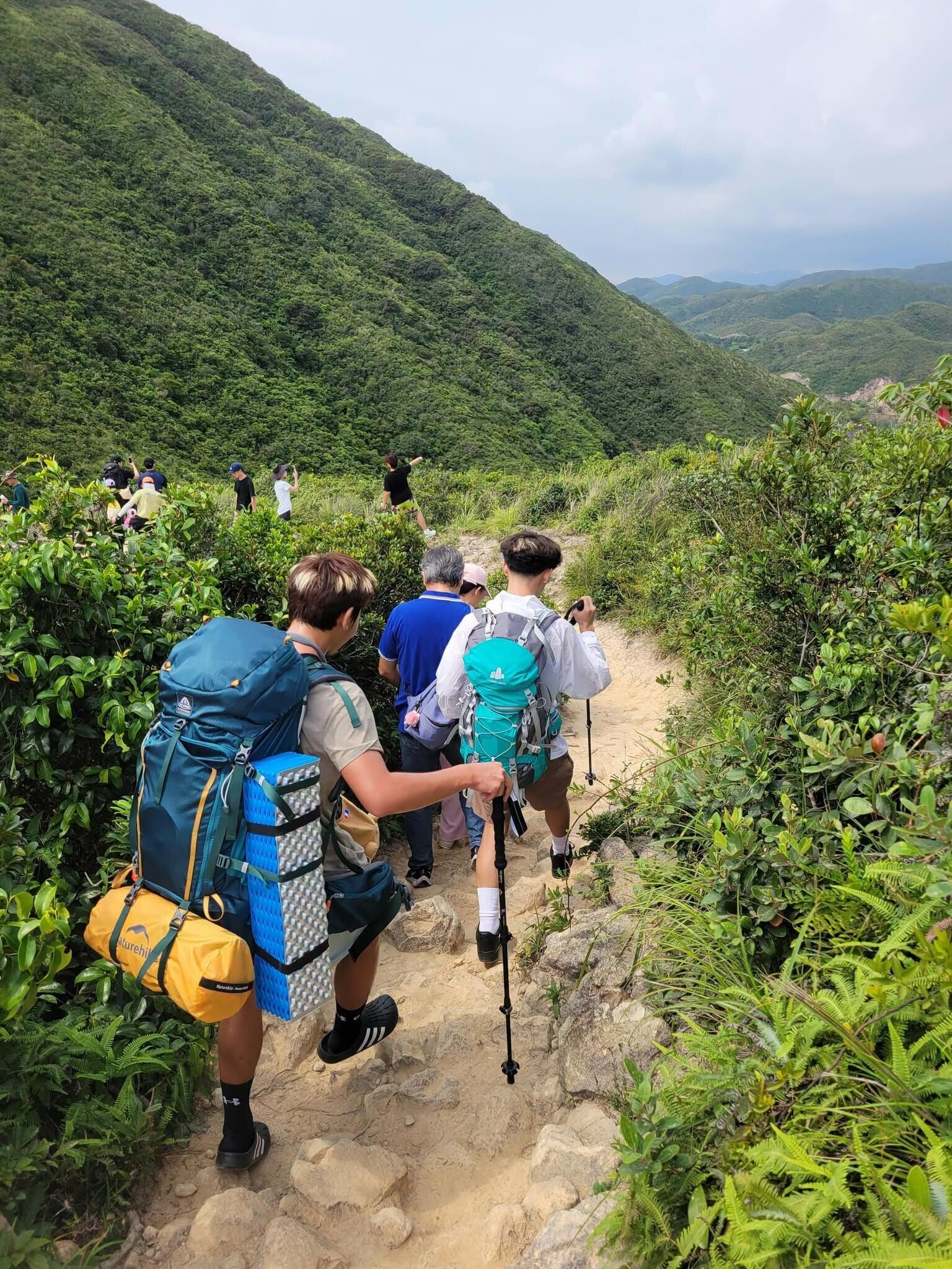 西貢萬宜水庫東壩破邊洲段自9月實施預約制後,迎來首個國慶黃金周(漁護署fb)