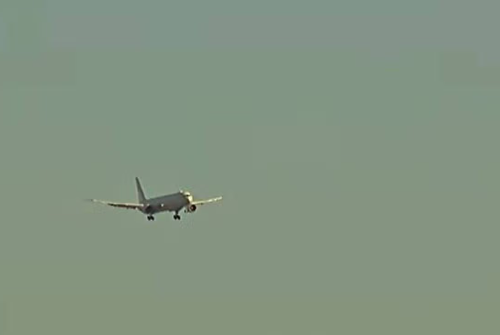 英航客機驟降28000呎 氧氣罩掉落嚇壞乘客 緊急折返倫敦希思羅機場