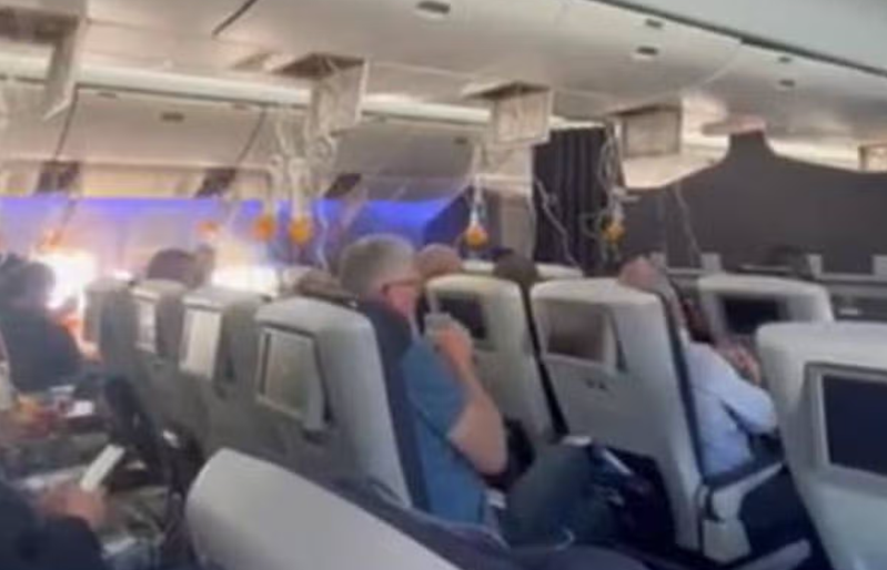 英航客機驟降28000呎 氧氣罩掉落嚇壞乘客 緊急折返倫敦希思羅機場