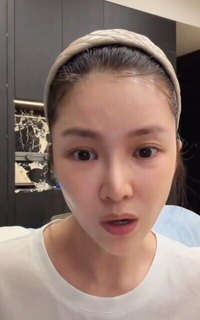 演員妻子自爆灌腸被灌錯位置。(微博)