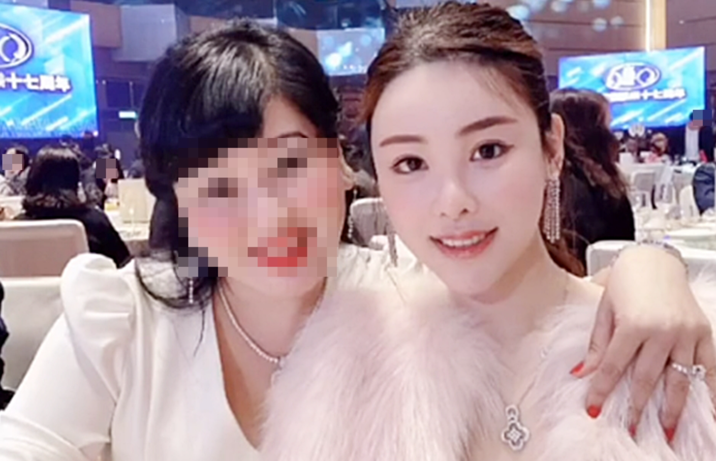 蔡天鳳與母親張燕花