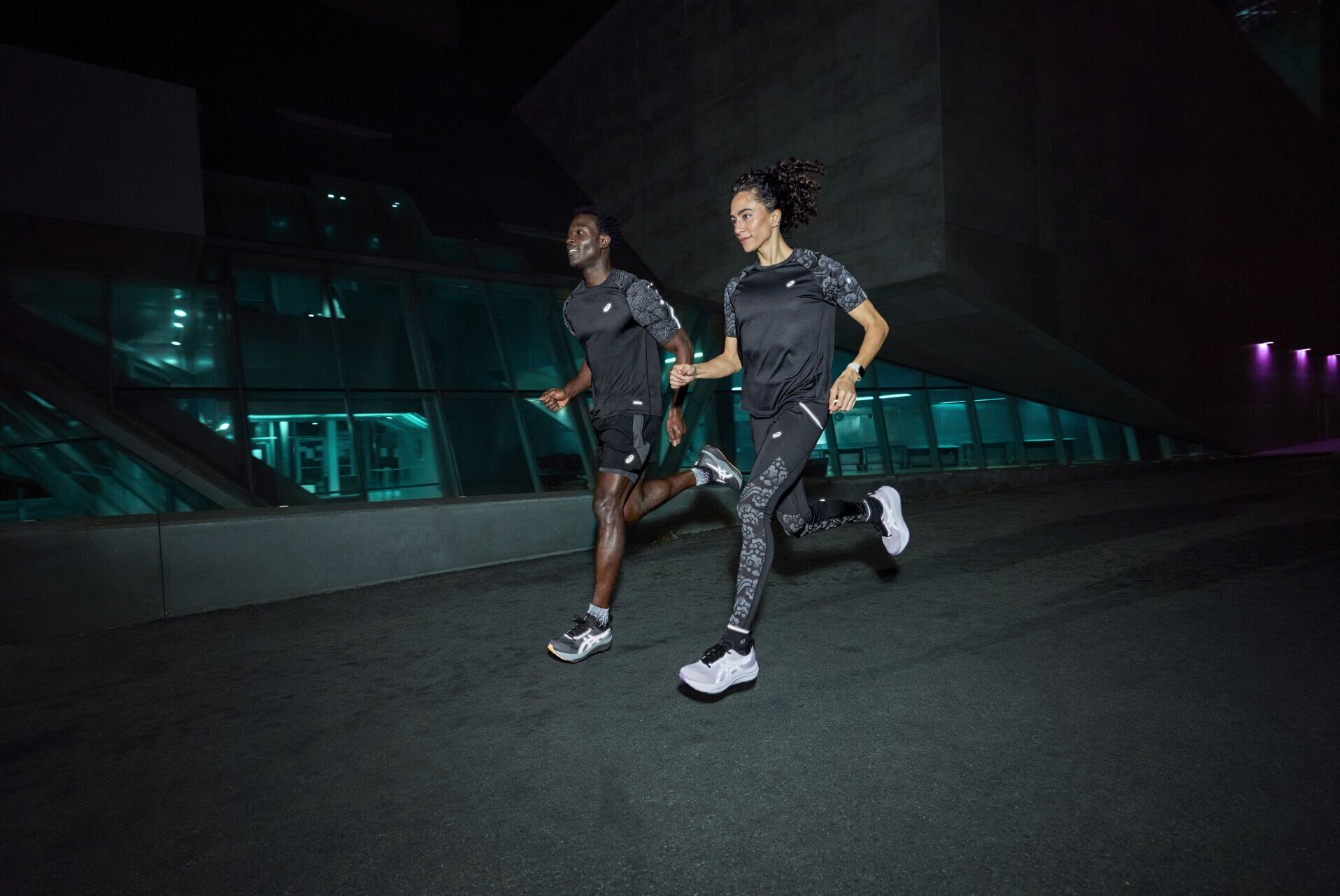 ASICS貓頭鷹別注系列