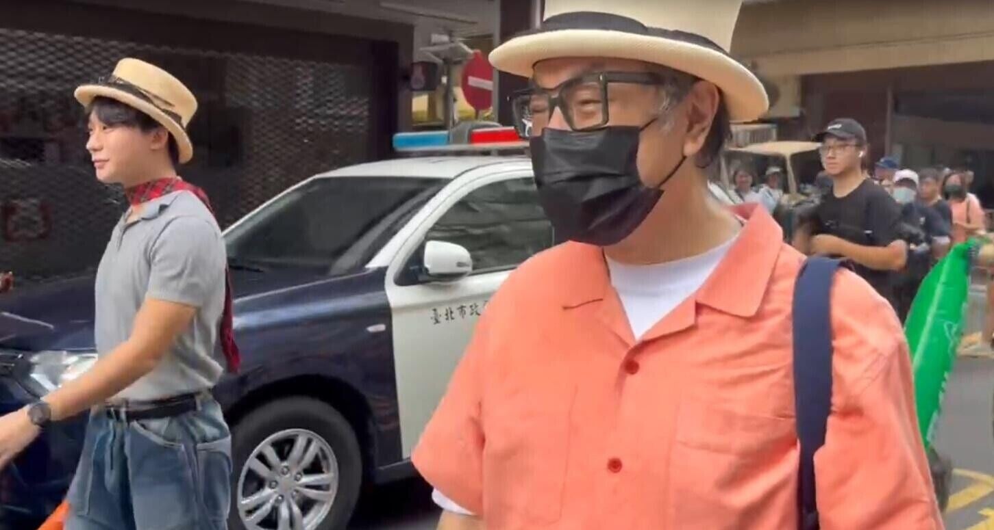 蔡康永10月4日現身民進黨台北市長參選人沈伯洋競總成立大會