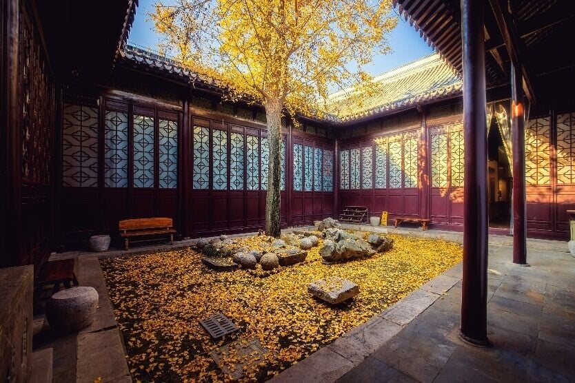 瞻園的西半部是一座典型的江南園林,園內古建築有一覽閣、花籃廳、致爽軒、迎翠軒及曲折環繞的迴廊。(圖片來源:視覺中國)