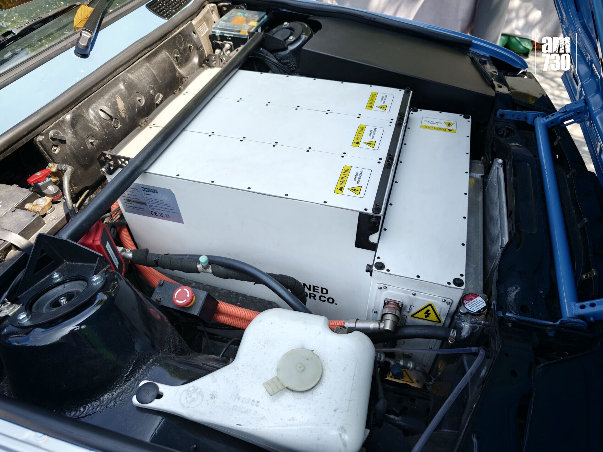 電動車|採用全新電池並符合最高安全等級。