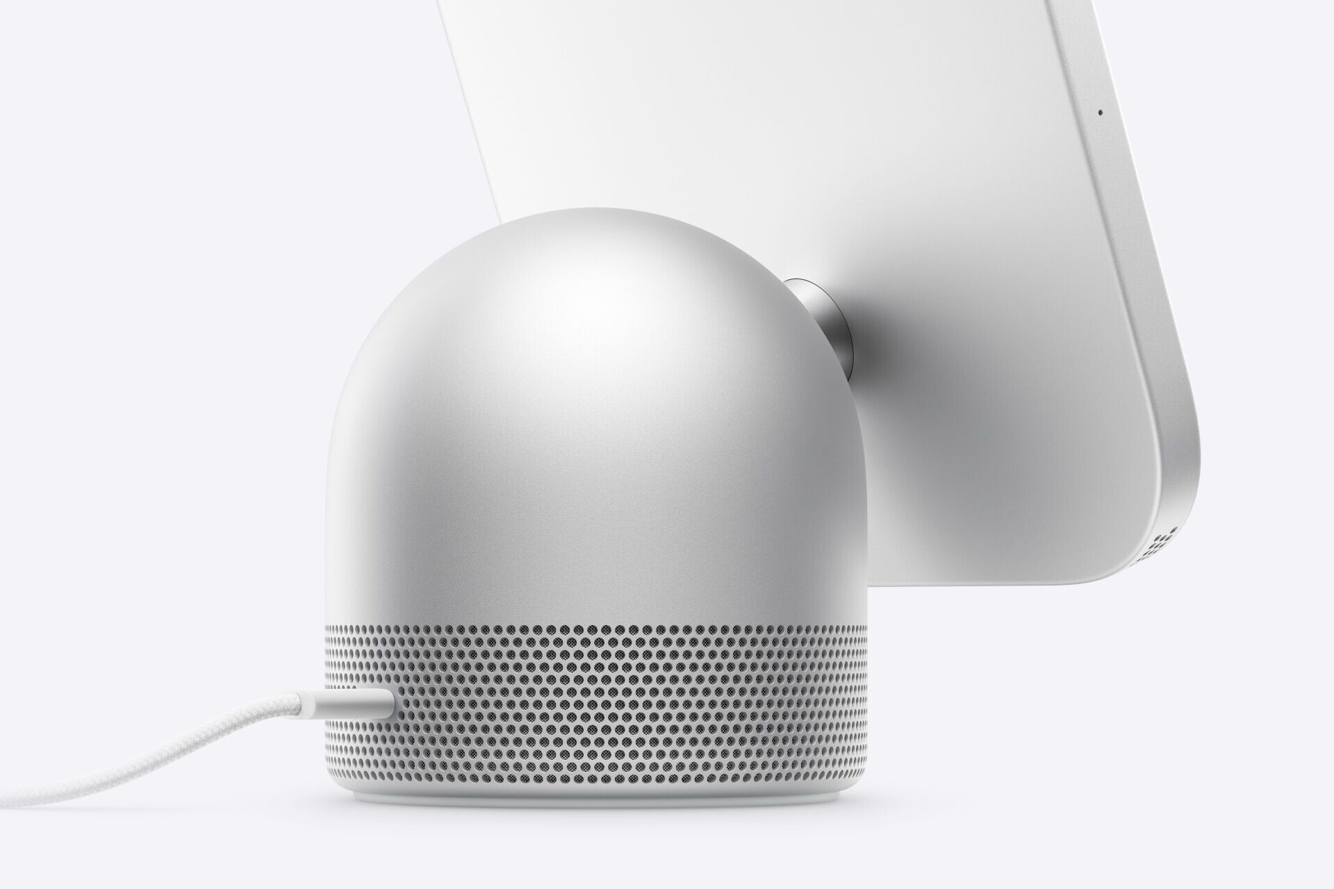 Apple HomeView後方電源線插口。