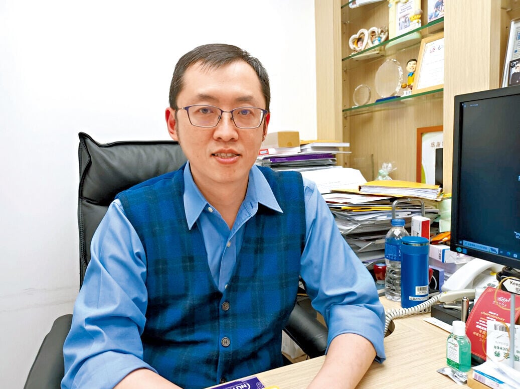 李兆康指胰臟癌新標靶藥可將存活期中位數延長一倍,是一大進步。