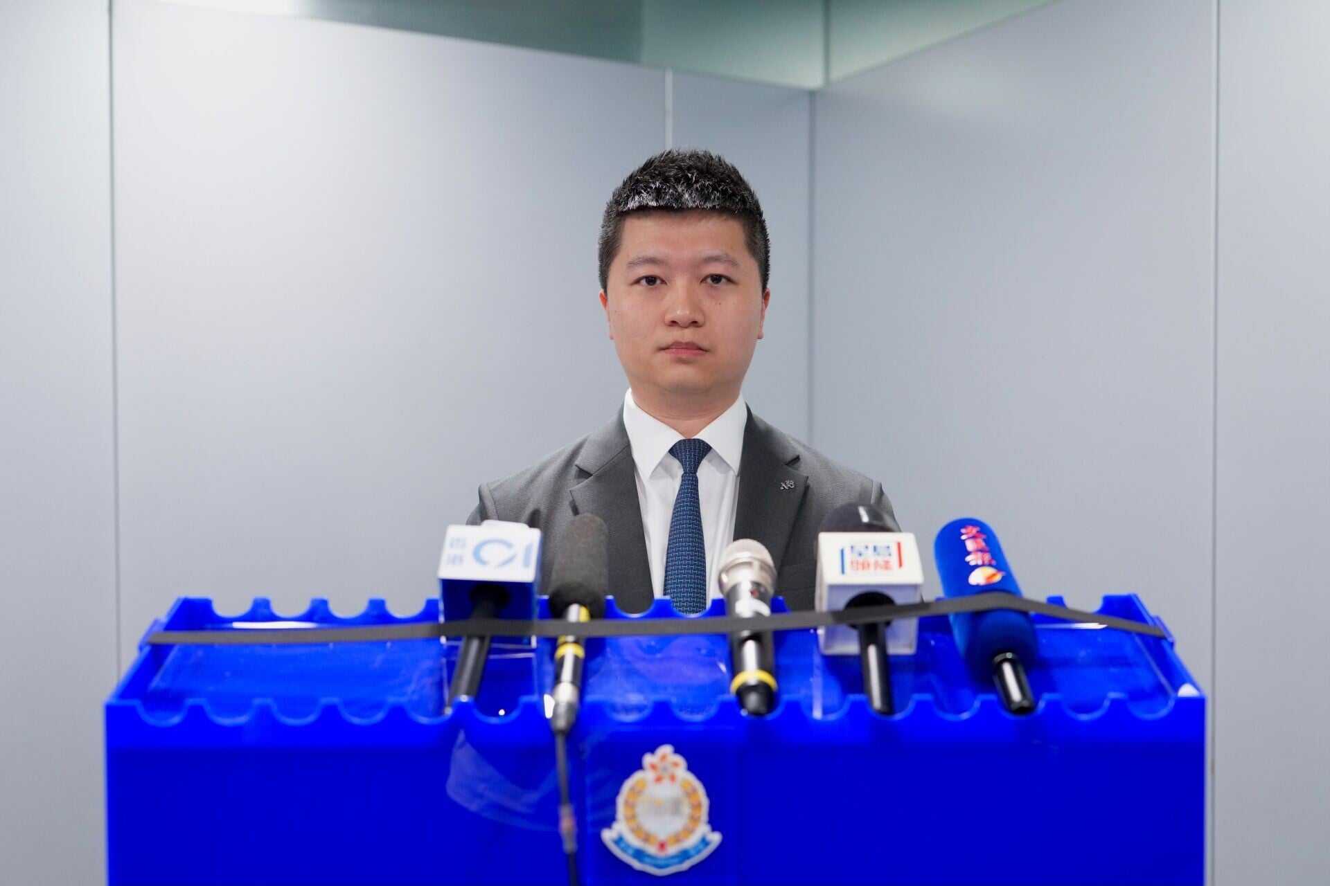 毒品調查科行動組高級督察鄧駿穎