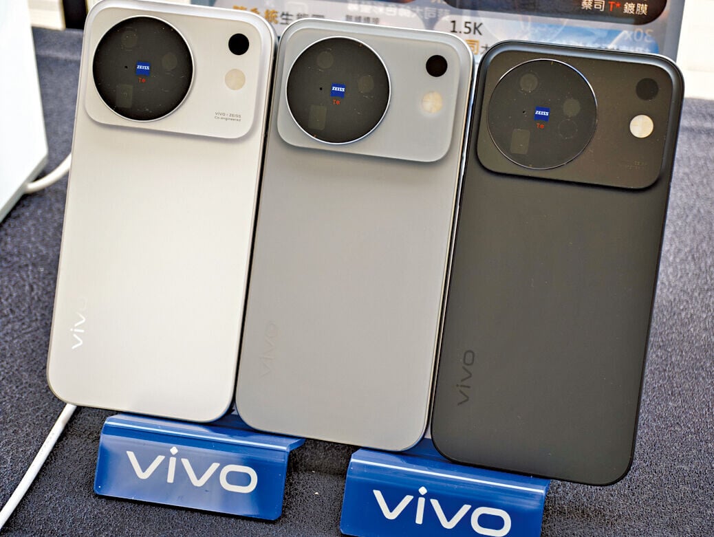 vivo X500標準版帶來更細小但強勁的相機模組。
