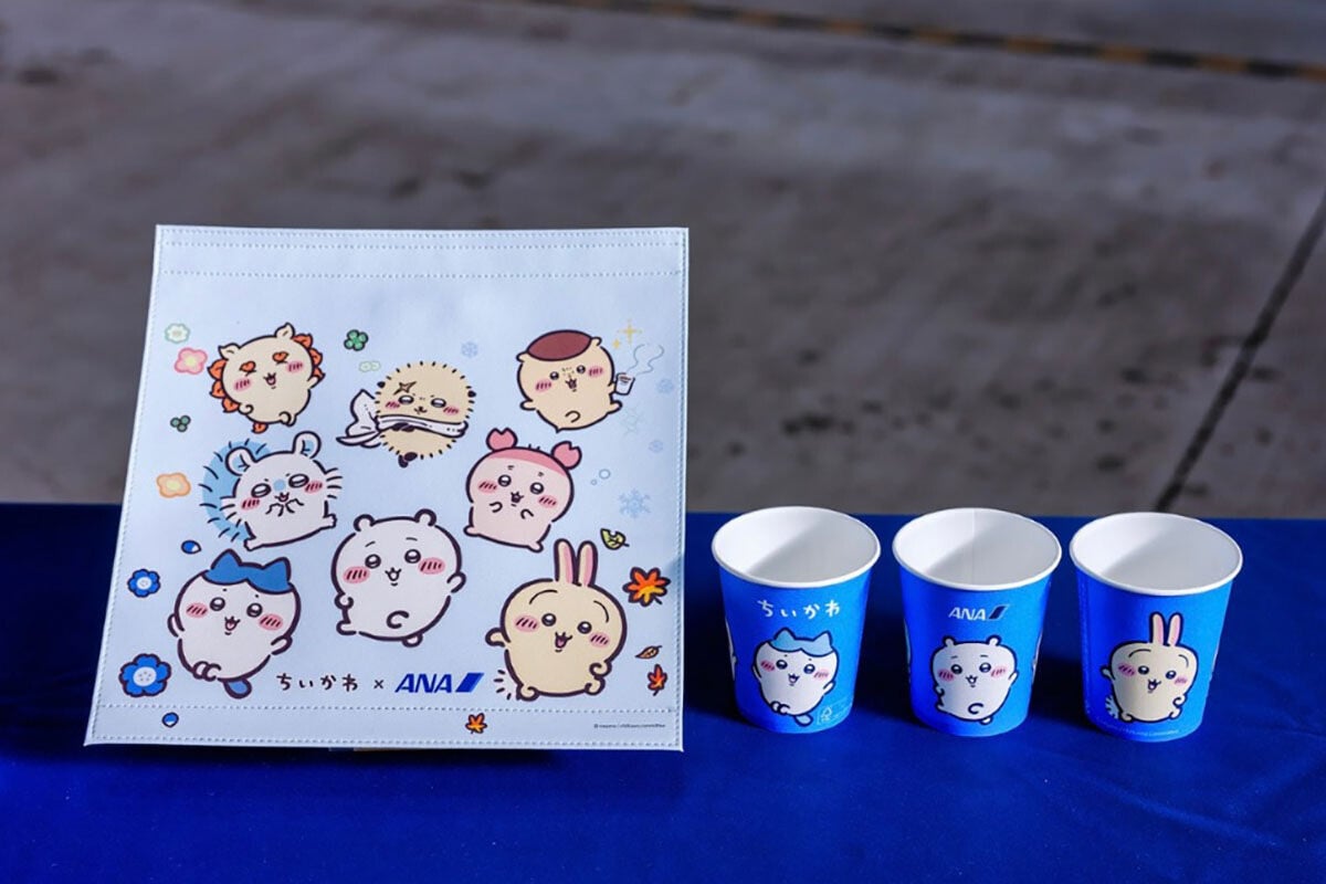 ANA聯乘CHIIKAWA的一系列周邊商品。(ANA Instagram圖片)