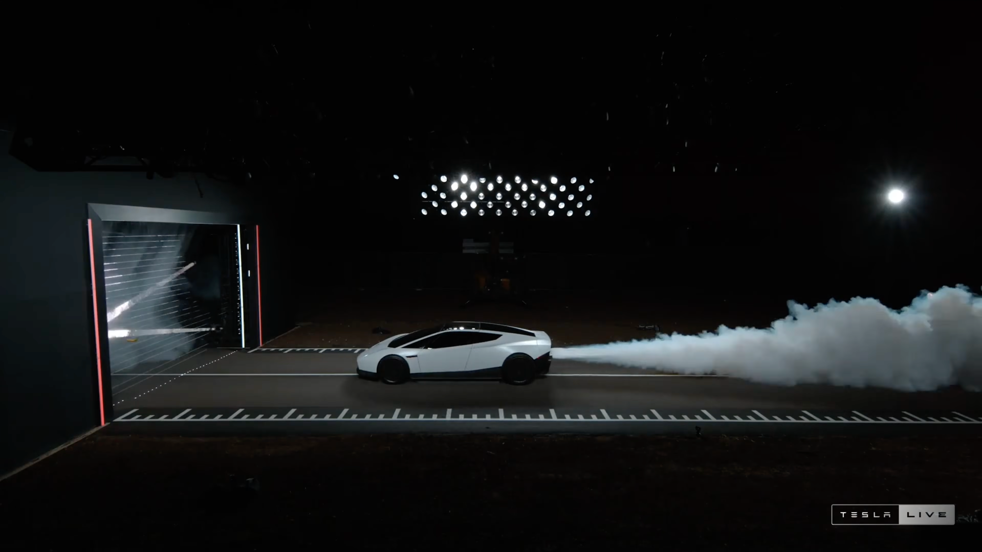 Tesla Roadster靜止加速0至60英里只需0.17秒。