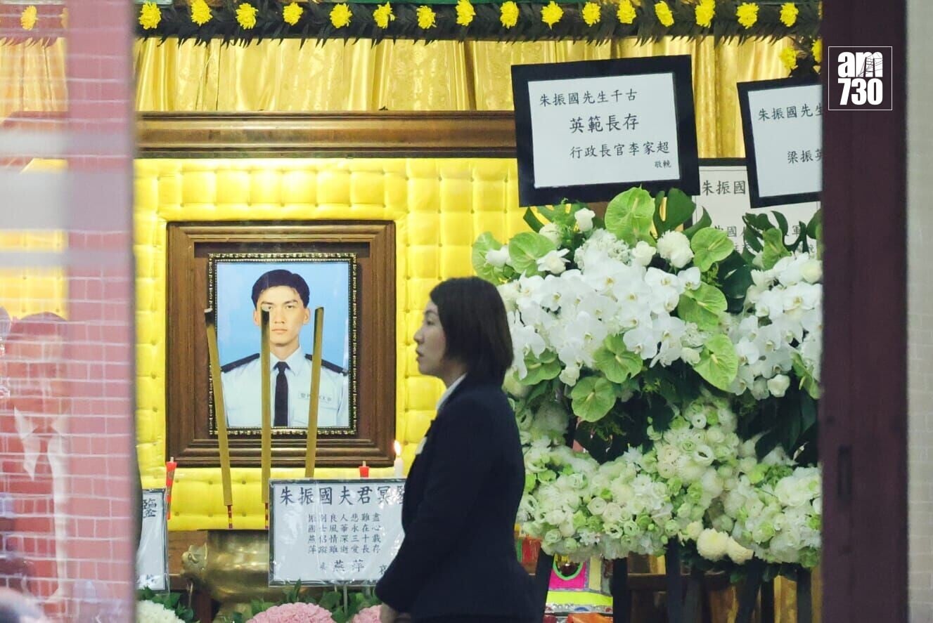 警方為朱振國舉行最高榮譽葬禮設靈(吳康琦攝)