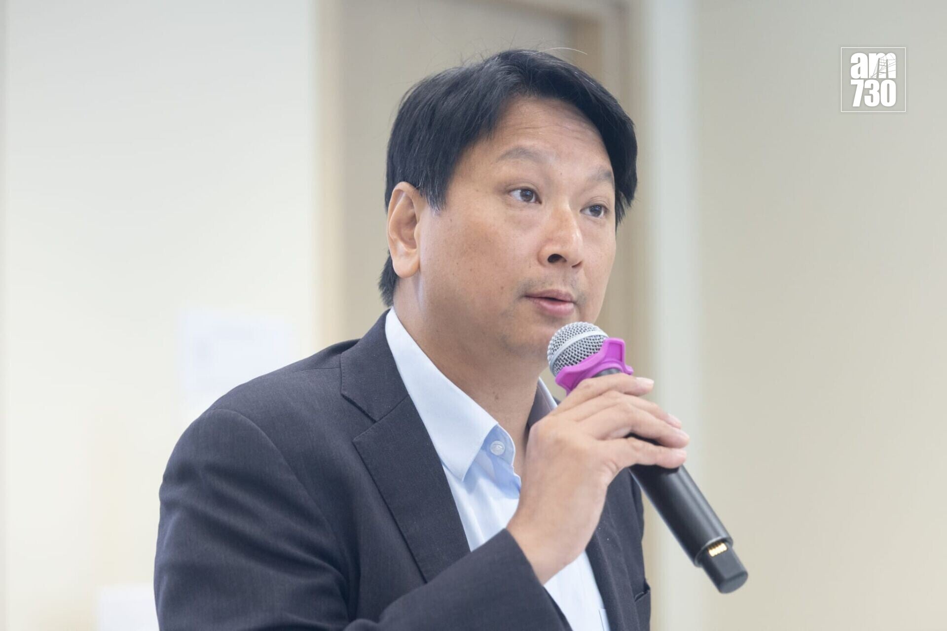 立法會議員鄧家彪