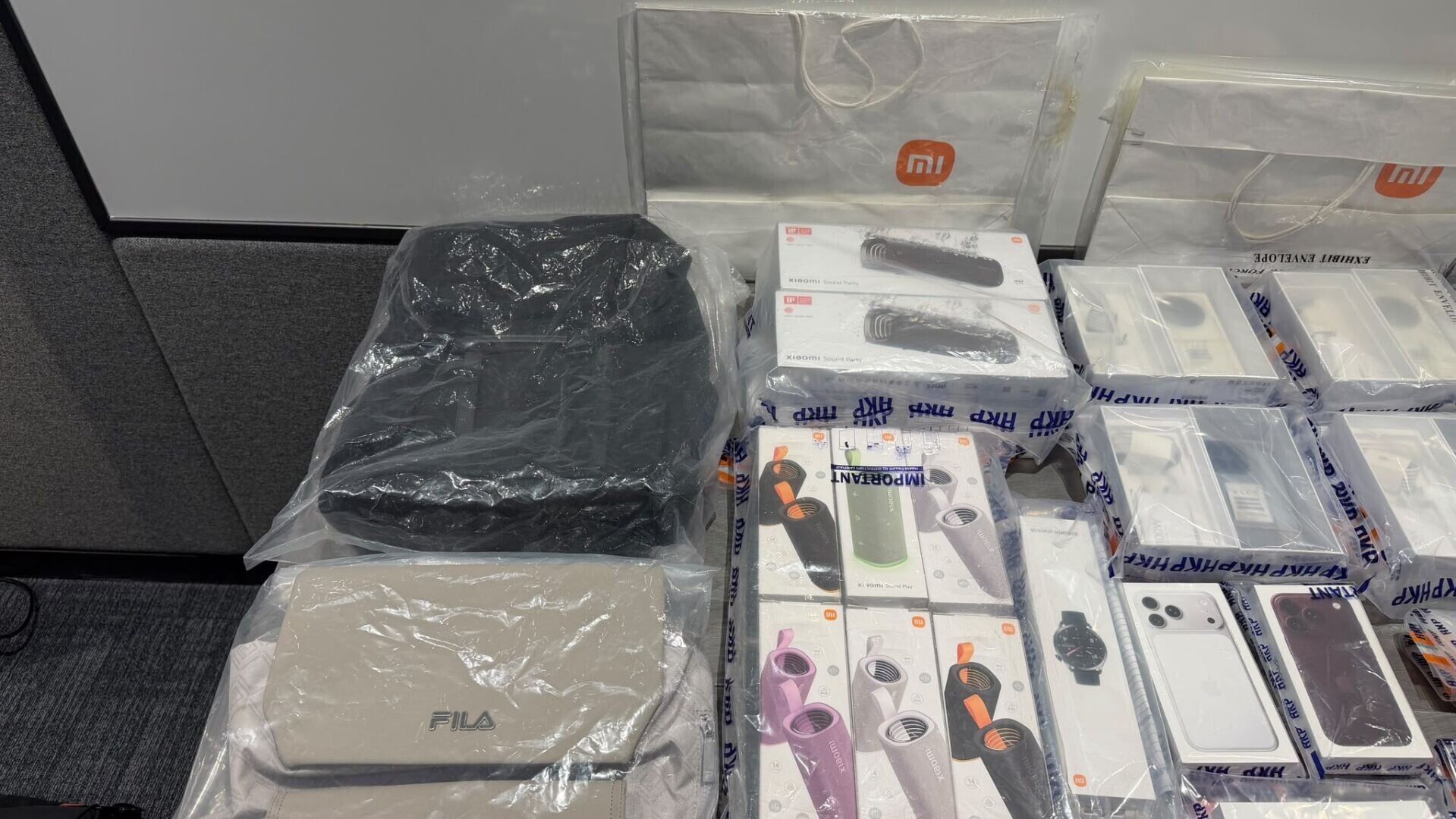 警方發現有跨境信用卡詐騙集團,專門在深圳熱門旅遊地點偷走港人信用卡