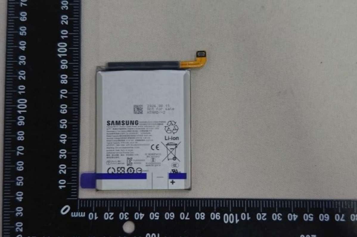 資料顯示,這兩款電池的型號分別為 EB-BS957CBY 及 EB-BS958DBY,正好對應傳聞中 S27 Pro (SM-S957) 及 S27 Ultra (SM-S958) 的手機型號