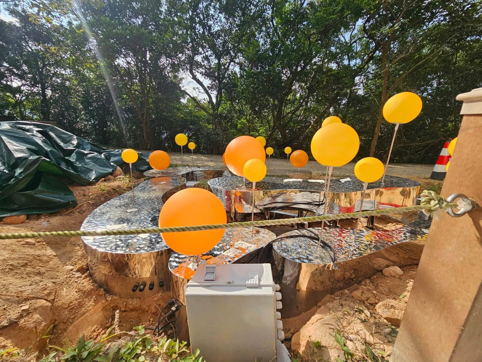 旅發局擬於山頂盧吉道及夏力道一帶推行光影效果項目,引起市民反對。(立法會議員陳家珮圖片)