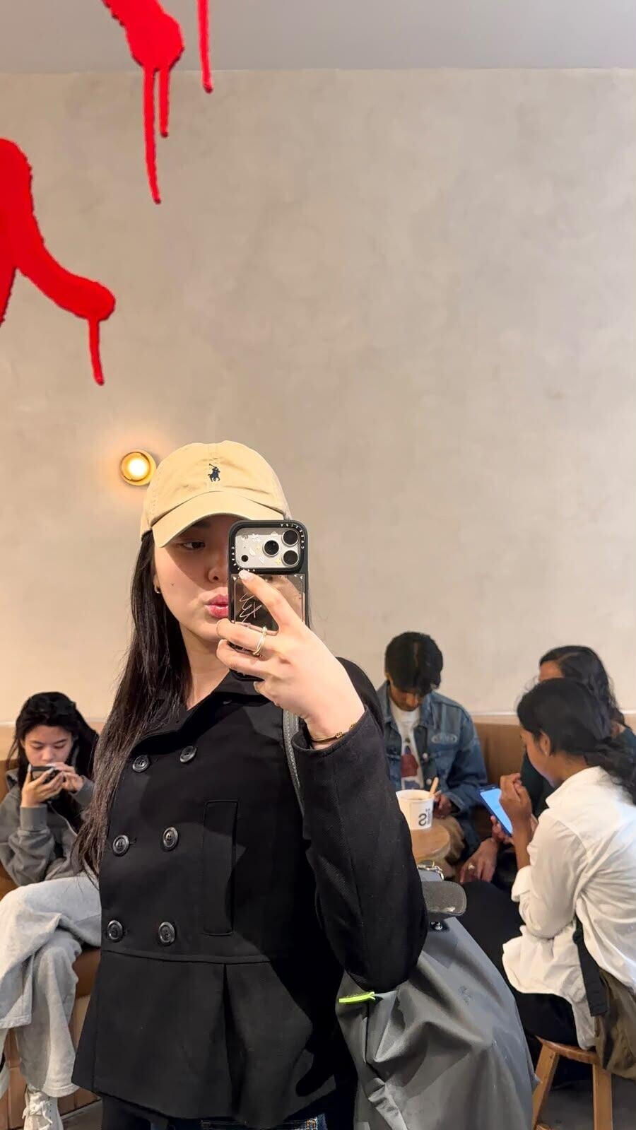 Chantel 姚焯菲購買聖誕禮物送給《想飛 Live Concert 2026澳門站》幸運觀眾 2